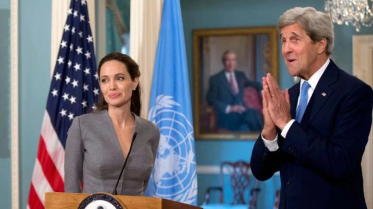 John Kerry ve Angelina Jolie İftar Programına Katıldı