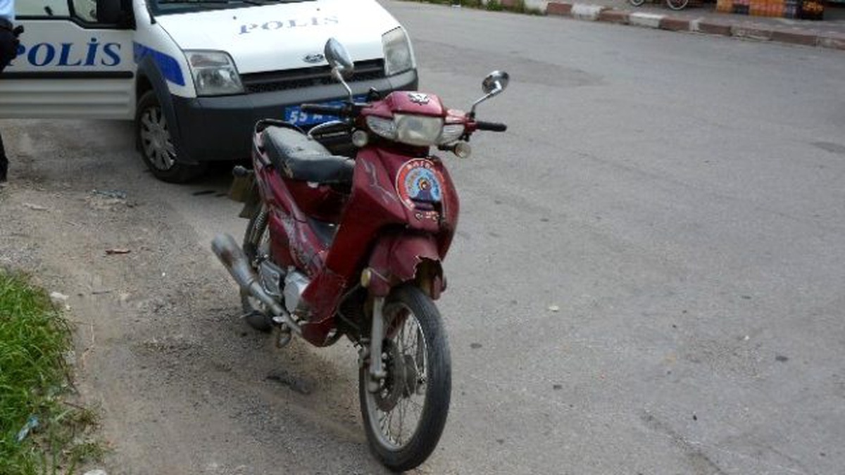Köpeğe Çarpan Motosiklet Sürücüsü Yaralandı