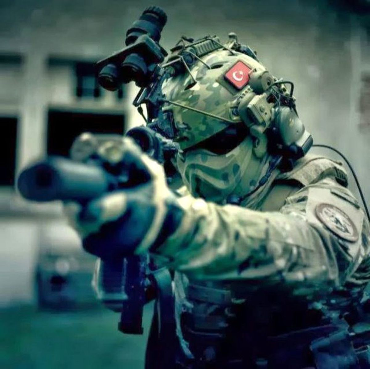 Şehirler Tamam, Asker Dağa Çıkıyor