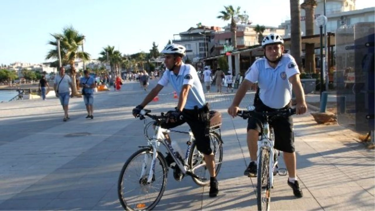 Bisikletli Polisler Didim Plajlarını Koruyor