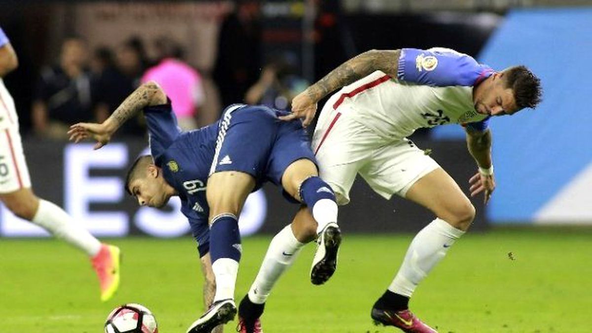 Copa America\'da İlk Finalist Arjantin