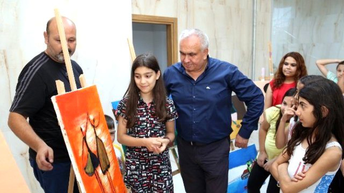 Erdemli Belediyesi Resim Atölyesi İlk Sergisini Açtı