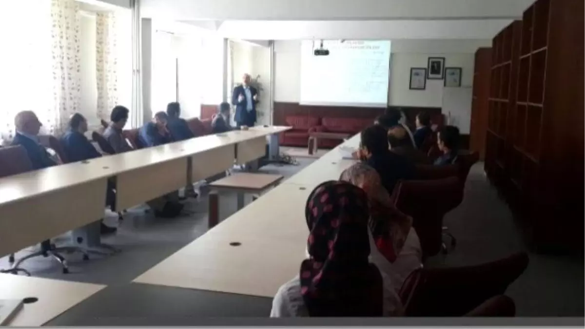 Erzurum\'da "Çocuk ve Otorite" Semineri Düzenlendi