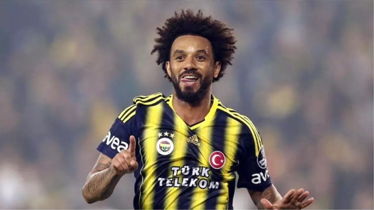 Fenerbahçe\'nin Eski Yıldızı Cristian Baroni, Futbolu Bıraktığını Açıkladı