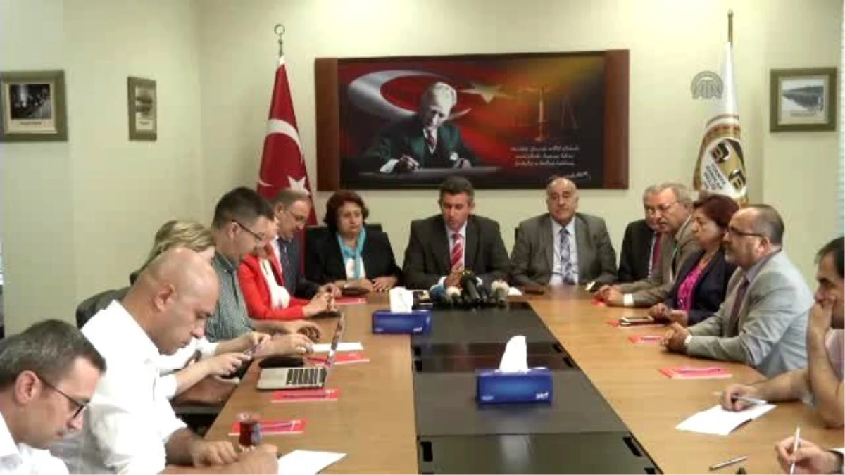 Feyzioğlu: "Türkiye\'de İlk Yapılacak Şey, HSYK\'nın Yapısını Uzlaşmayla Değiştirmek"