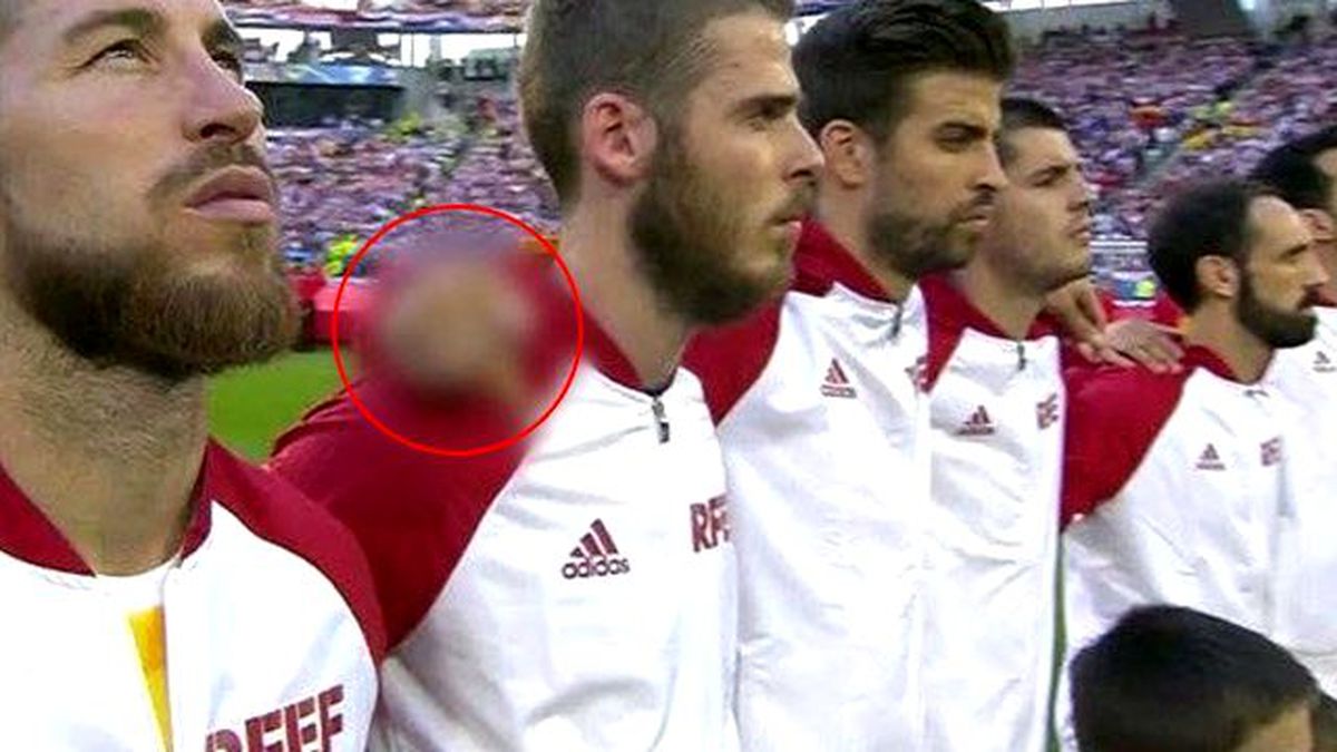 Gerard Pique, Milli Marş Okunurken Yaptığı Hareketle Maçın Önüne Geçti