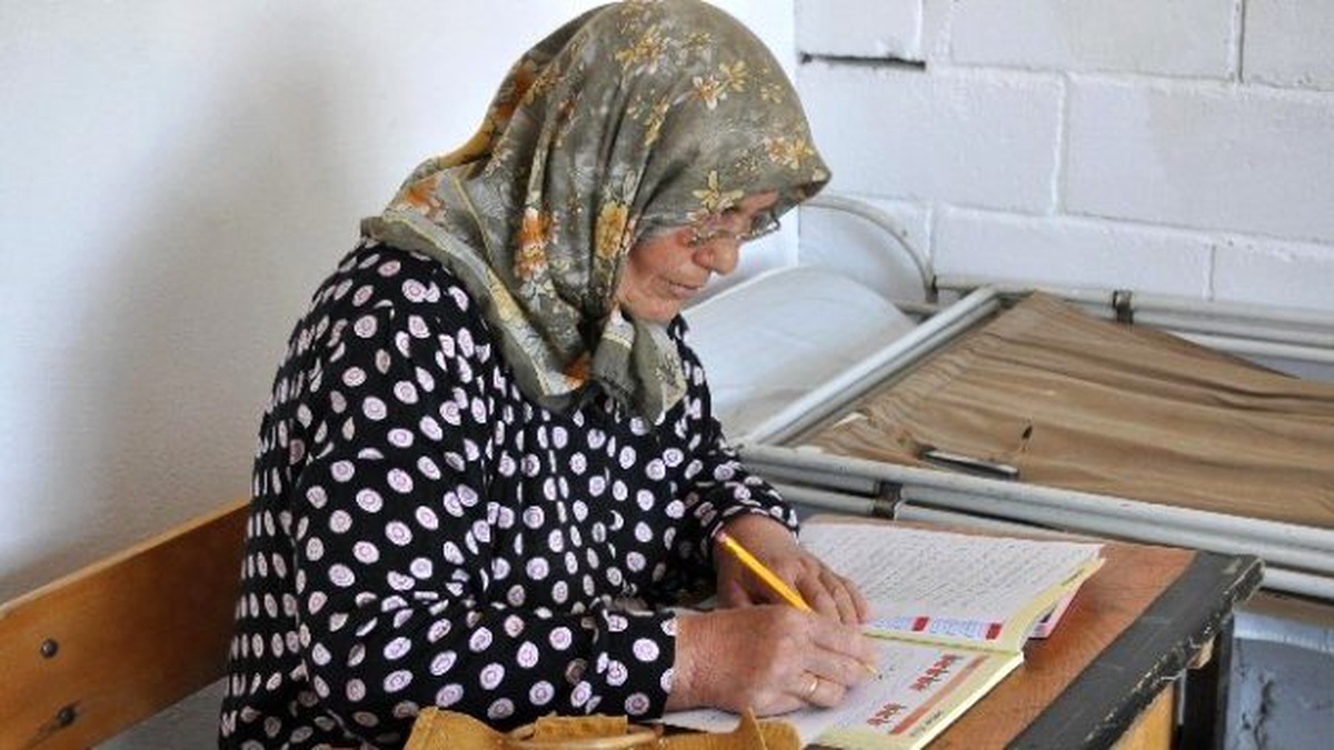 Hanımlar İstedi, Okuma-yazma Kursları Hemen Açıldı