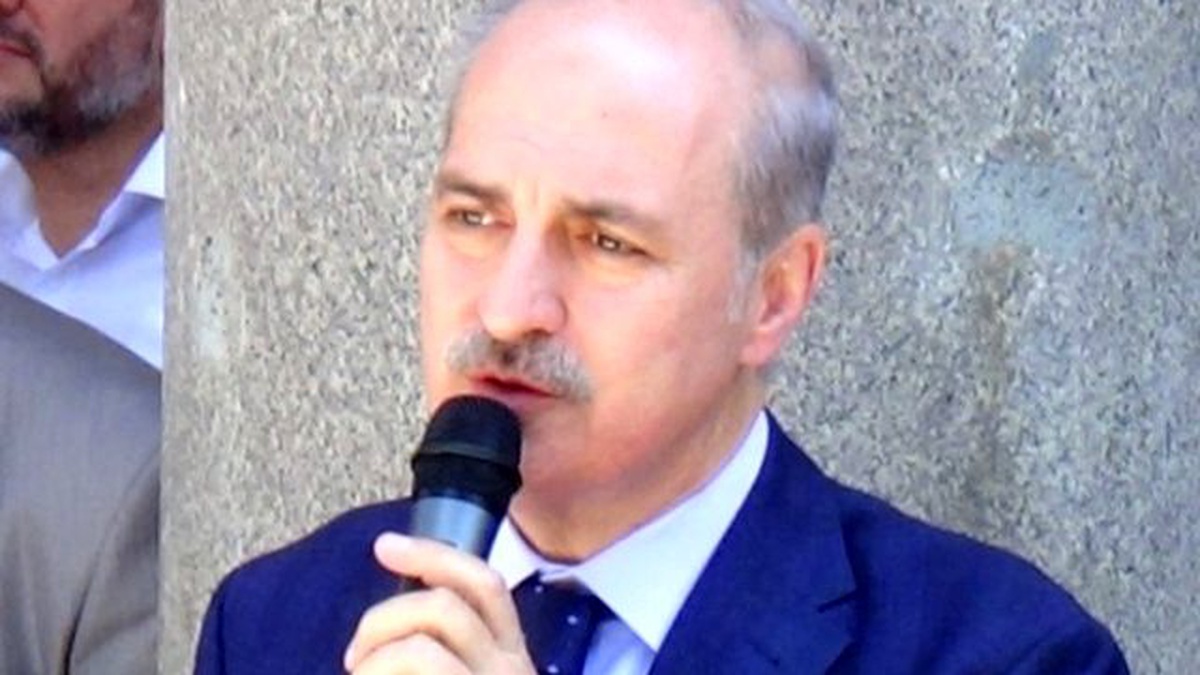 Numan Kurtulmuş, Silivri\'de Cami Açılışına Katıldı