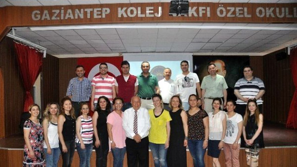 Öğrenciler Tatilde Gkv\'li Öğretmenler Derste