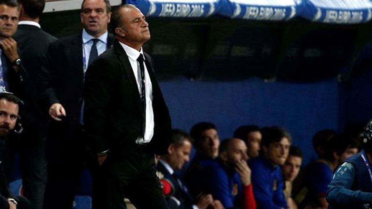 TRT, Fatih Terim'in Konuşmama Kararına Sessiz Kalarak Cevap Verdi