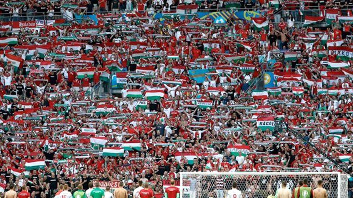 UEFA, Macaristan'a Para Cezası Verdi