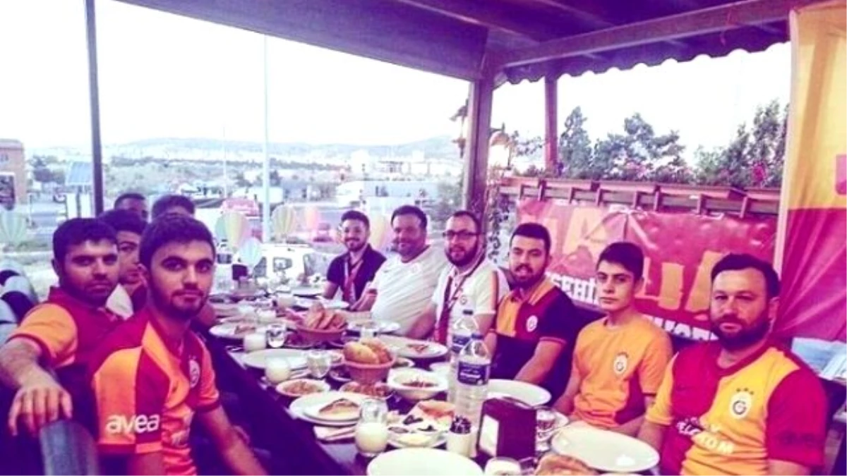 Ultraslan Nevşehir Taraftar Grubu İftar Yemeğinde Bir Araya Geldi