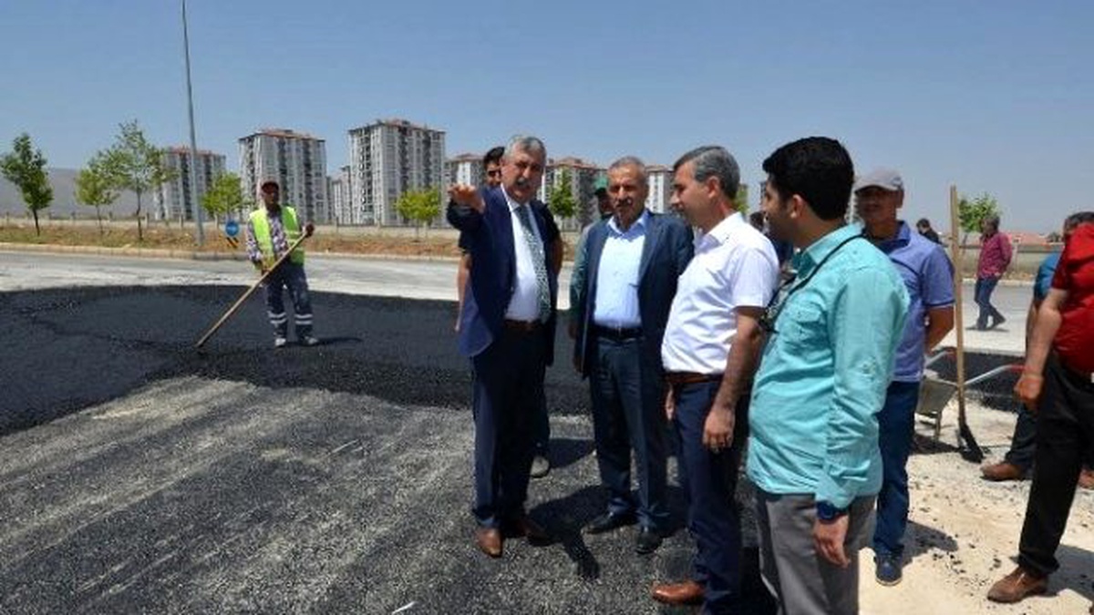 Adıyaman ile Yakınca\'yı Bağlayan Yol Modern Hale Geldi