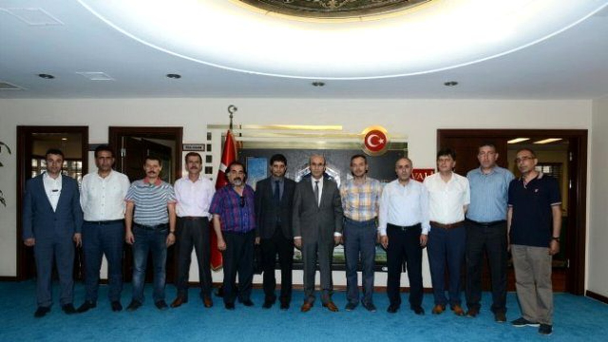 Adıyamanlı Gazeteciler\'den Adana Valisi Demirtaş\'a \'Hayırlı Olsun\' Ziyareti