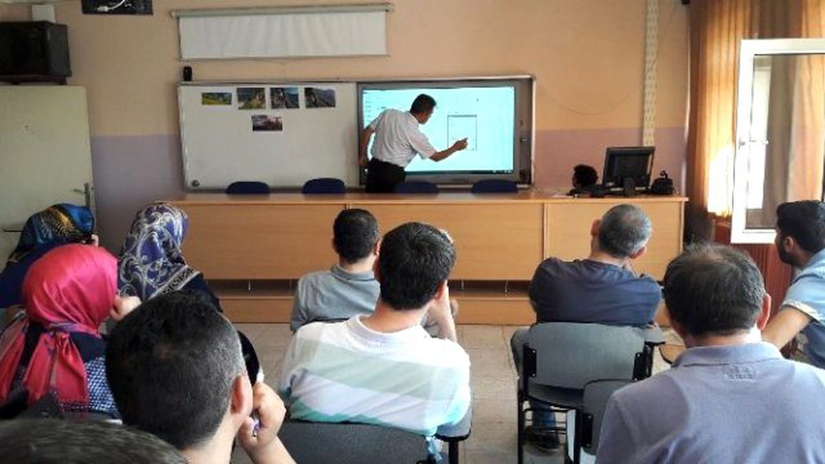 Aksaray\'da Öğretmenlere Seminer