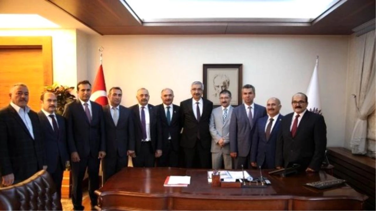 Bekiroğlu ve Belediye Başkanlarından Vali Kılıç\'a Ziyaret