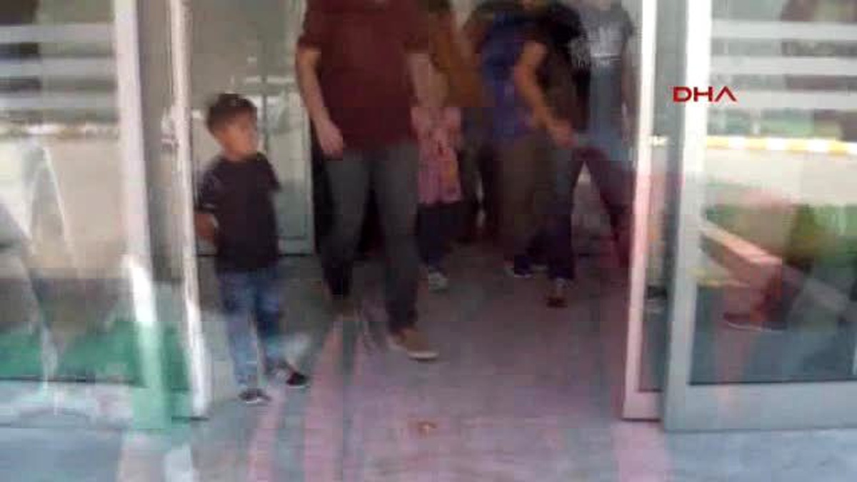 Edirne?de 16 Afgan Kaçak Yakalandı, 1 Organizatör Tutuklandı