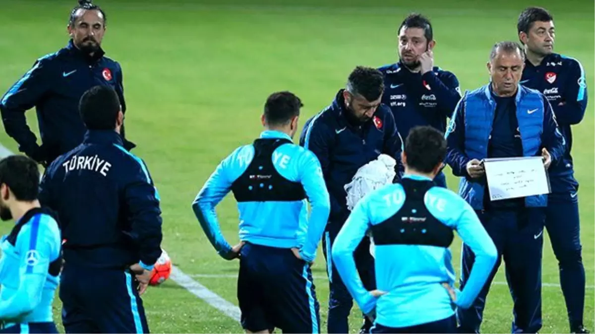 Milli Takım'da Caner Erkin, Tümer Metin ile Tartıştı