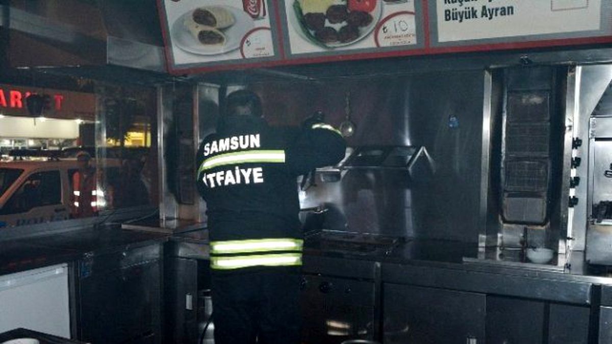 Ocakta Unutulan Yemek İtfaiye Ekiplerini Harekete Geçirdi