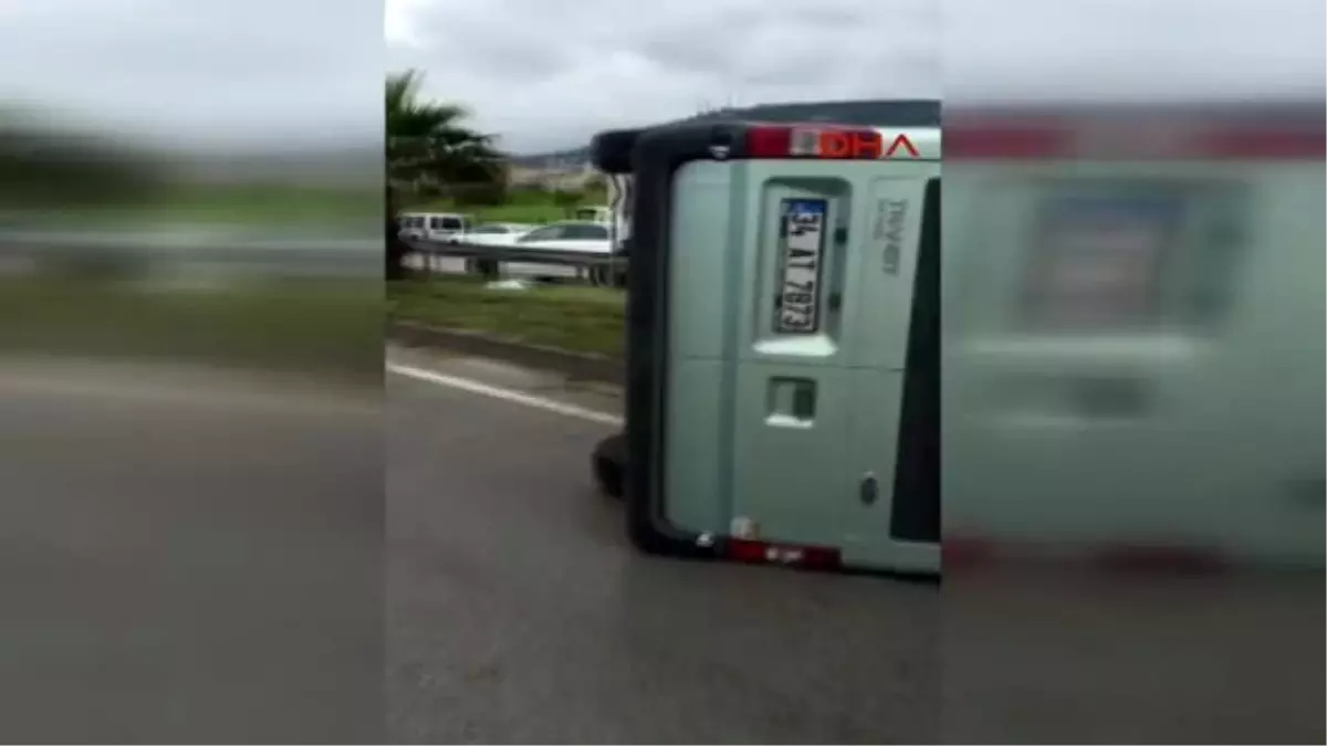 Trabzon\'da Zırhlı Banka Aracı Kaza Yaptı: 1 Kişi Öldü, 2 Kişi Yaralandı