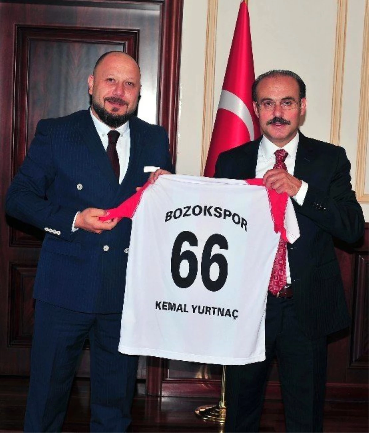 Yozgat Valisi Kemal Yurtnaç\'tan Spora Destek