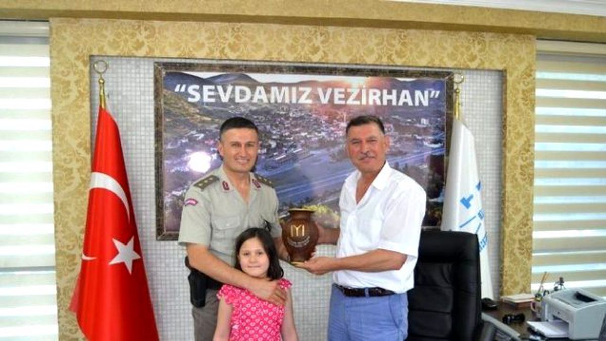 Yüzbaşı Sarıtarla\'dan Başkan Duymuş\'a Veda Ziyareti