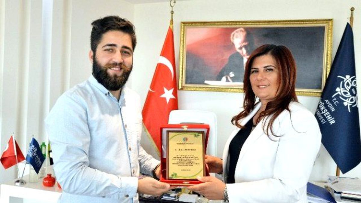 Anadolu ve Akdeniz Üniversitesi\'nden Başkan Çerçioğlu\'na Plaket