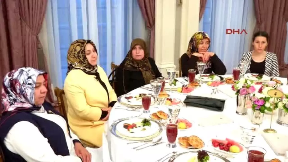 Emine Erdoğan, Özel Harekat Mensuplarının Eşleri ile İftar Yaptı