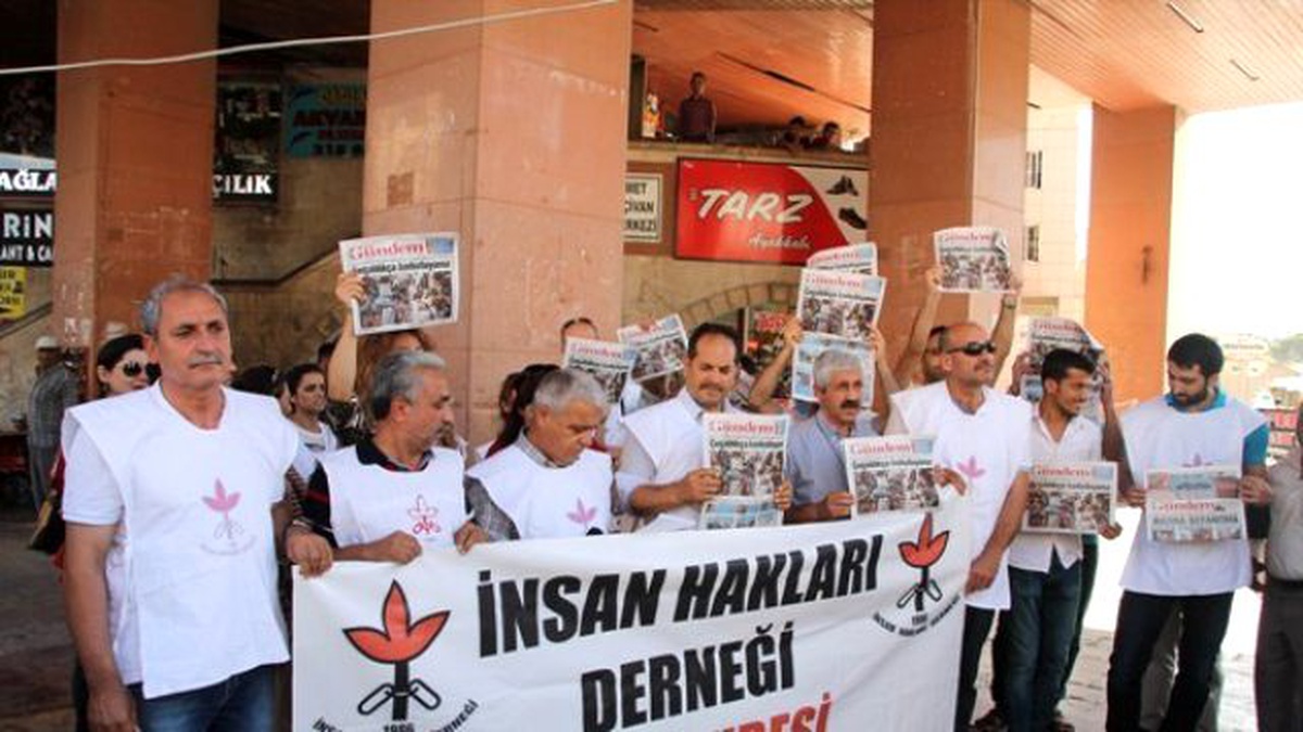 İHD, Gazetecilerin Tutuklanmasına Tepki Gösterdi