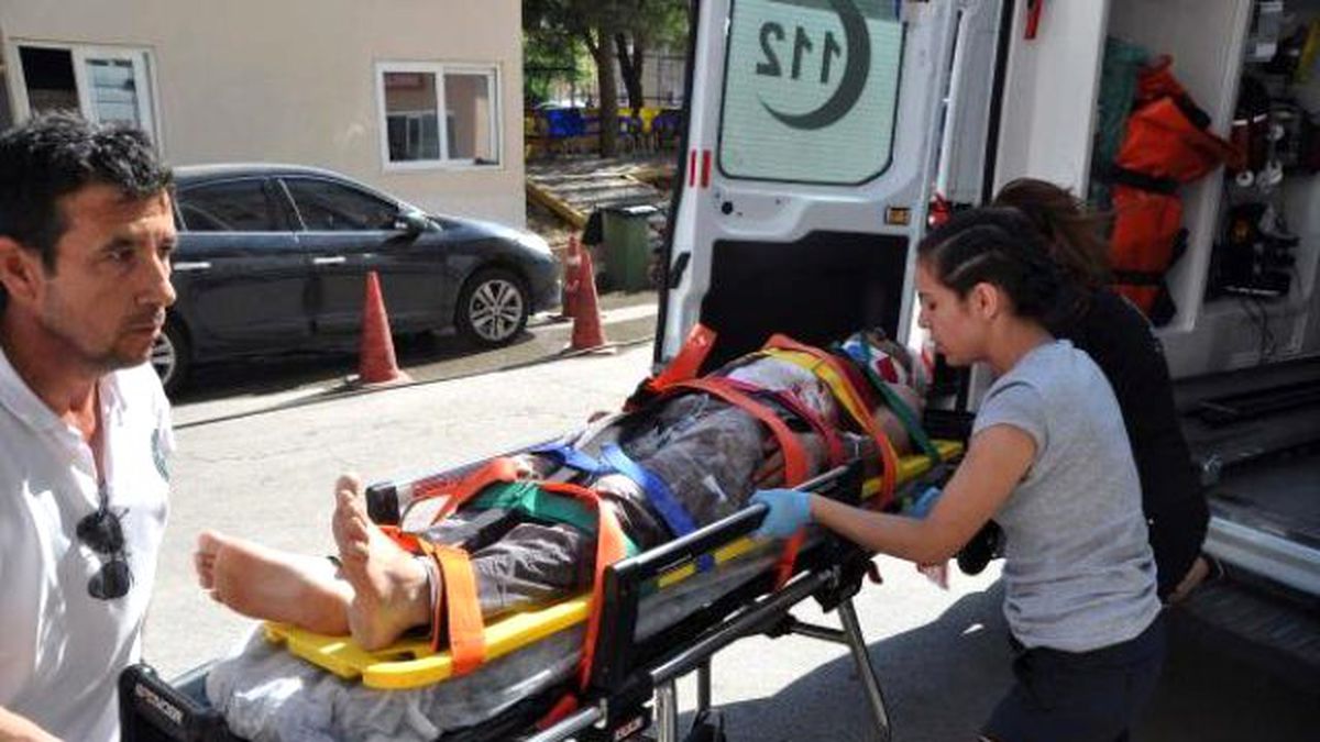 Keşan\'da İskeleden Düşen İşçi Ağır Yaralandı