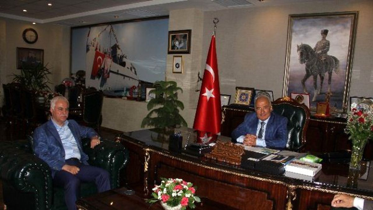 Koray Aydın\'dan Mersin\'e Sürpriz Ziyaret