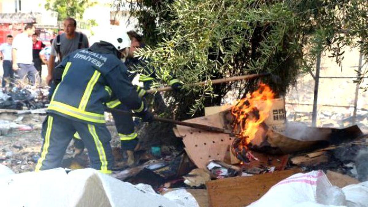 Koyunlar Hurdalıkta Yanmaktan Kurtarıldı