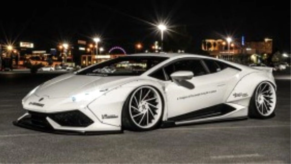 Lamborghini Huracan\'a Yeni Bir Body Kit