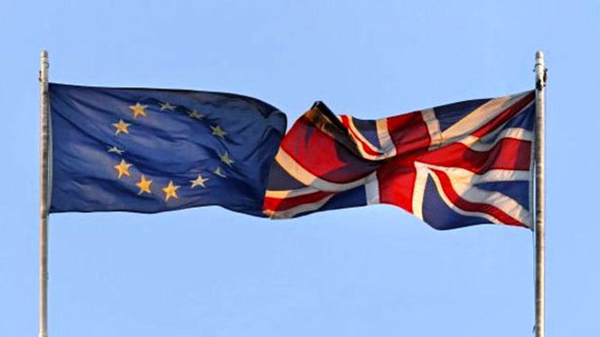 İngiltere'de Tarihi Referandumun İlk Sonuçları Açıklandı!