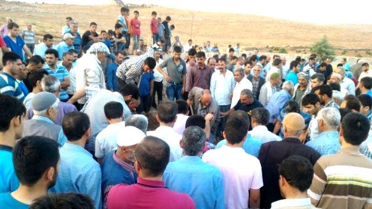 Serinlemek İçin Girdikleri Suda Boğuldular