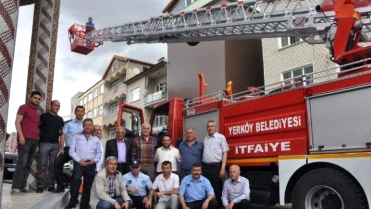 Yerköy Belediyesi Yeni Bir İtfaiye Aracı Aldı
