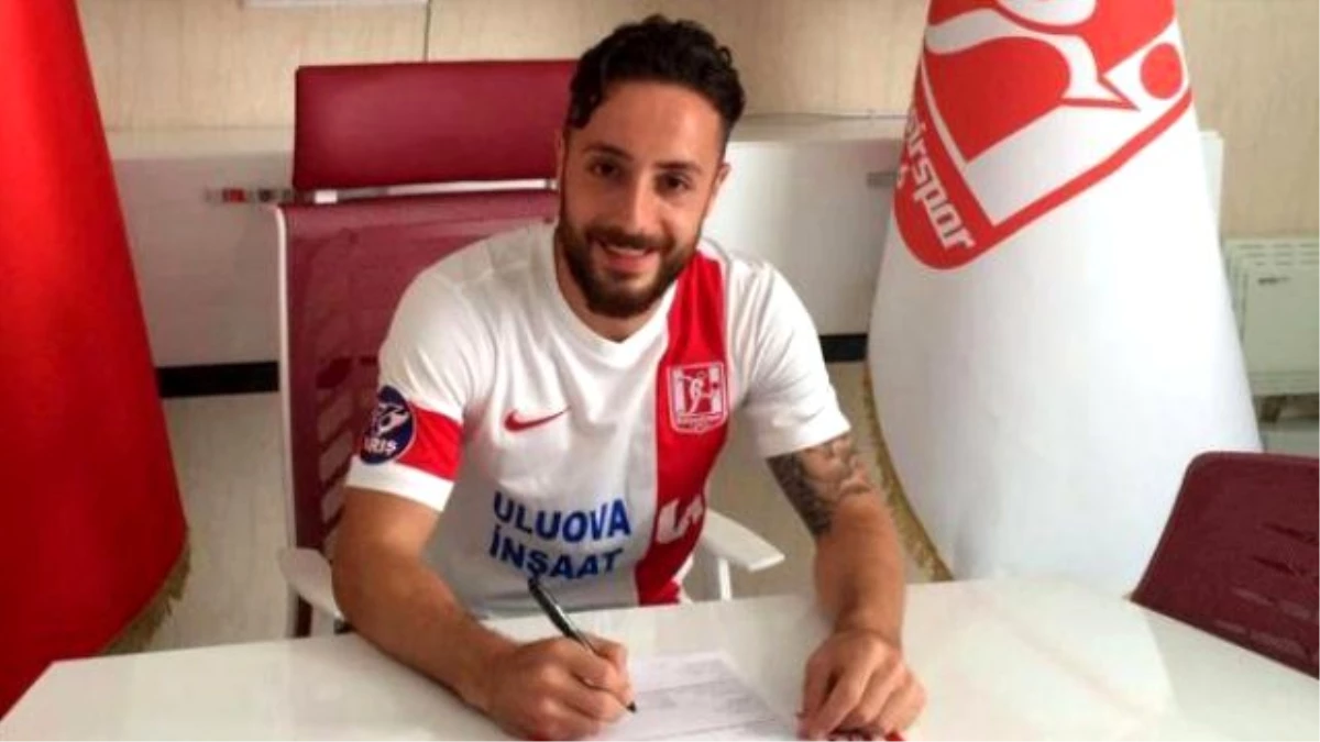 Balıkesirspor\'un Yeni Transferi Mehmet: "Her Takımda Terimi Son Damlasına Kadar Akıtırım"