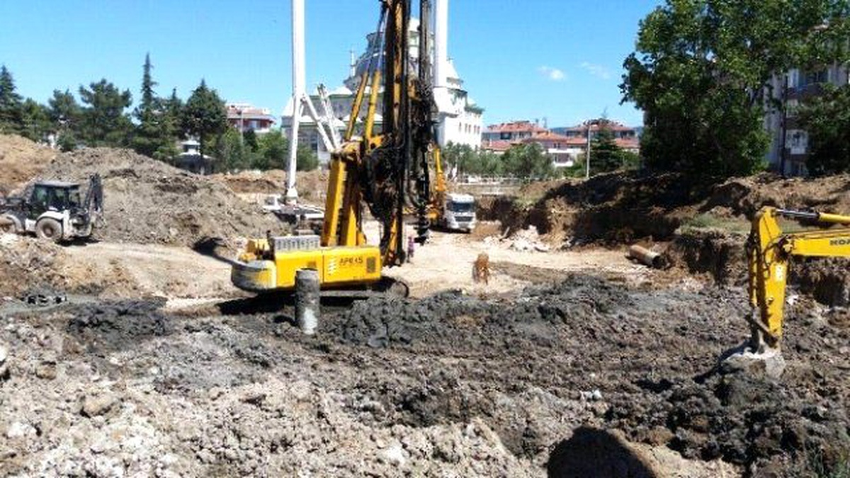 Fatma Şemsettin Çamoğlu Ortaokulu İnşaatına Başlandı