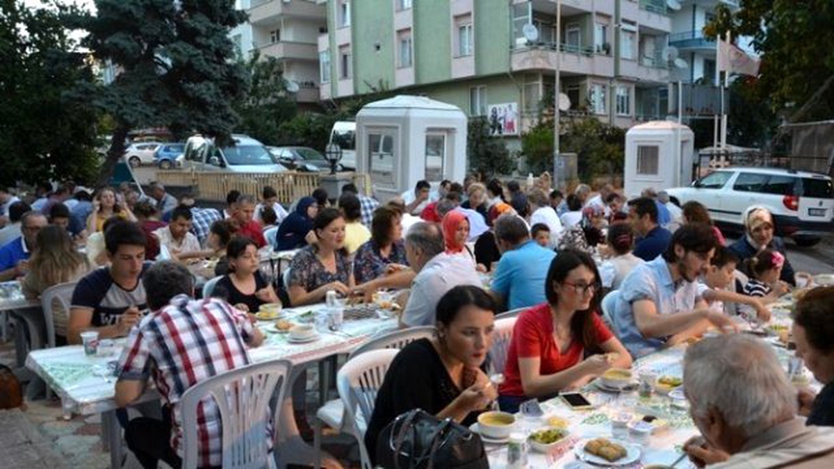 İl Gıda Tarım ve Hayvancılık Müdürlüğü\'nden İftar Yemeği