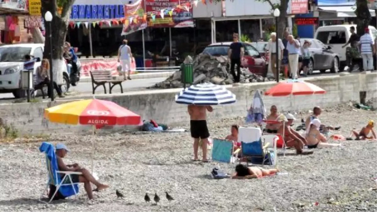 Marmara\'nın Bodrum\'u\' Çınarcık, Taticlileri Bekliyor