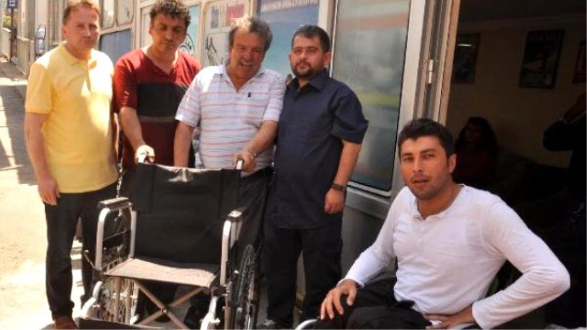 Zonguldak\'ta 12 Engelliye Tekerlekli Sandalye