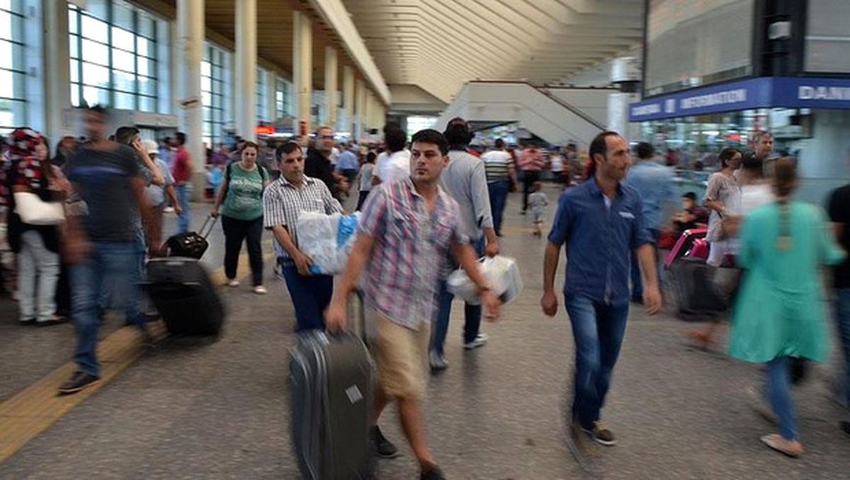 Biletler Tükendi, 10 Bin Ek Sefer Konacak