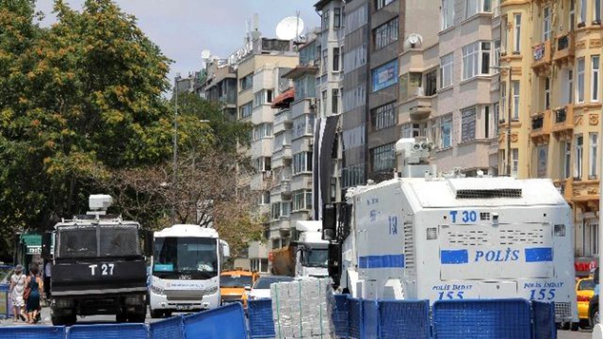 Taksim\'de Yoğun Güvenlik Önlemi