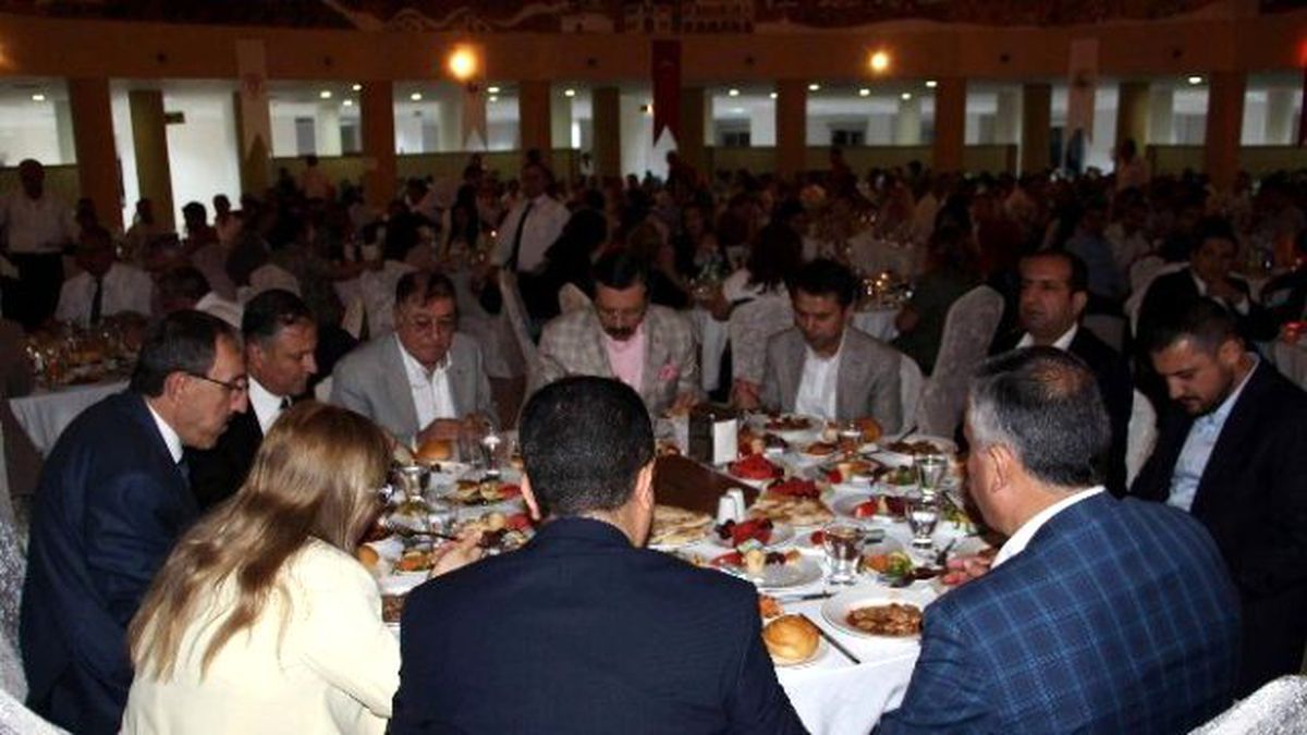 TOBB Başkanı Hisarcıklıoğlu Nevşehir\'de İftar Programına Katıldı