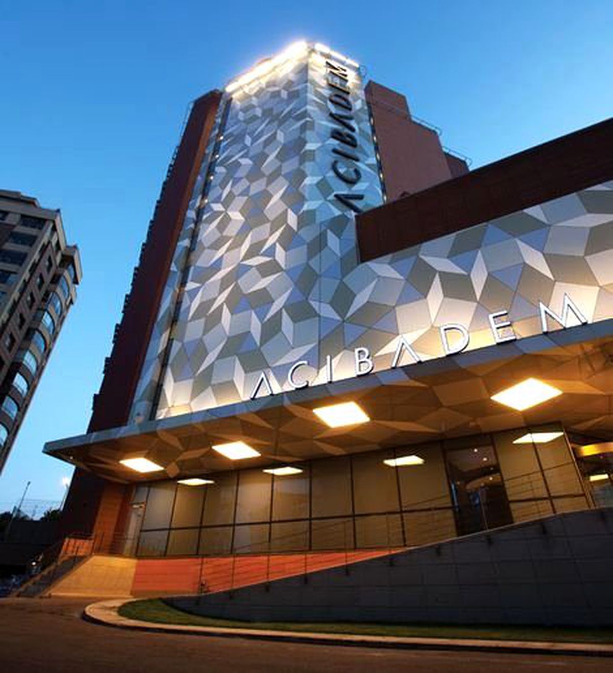 Acıbadem Ankara Hastanesi Evde Bakım Hizmeti'ne Başladı