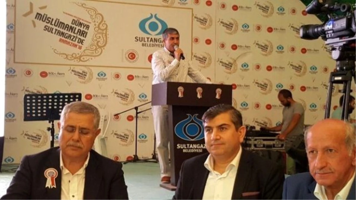 Başkan Aksoy, Sultangazi Belediyesinin İftar Yemeğine Katıldı