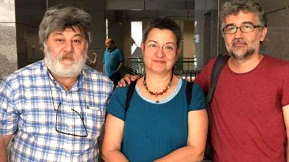 Bölge Baroları Akademisyenlerin Tutuklanmasına Tepkili