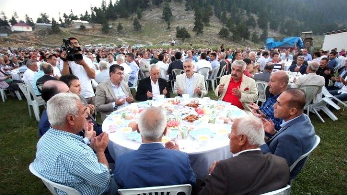 Büyükşehir, Göller Yaylası\'nda 5 Bin Kişiye İftar Verdi