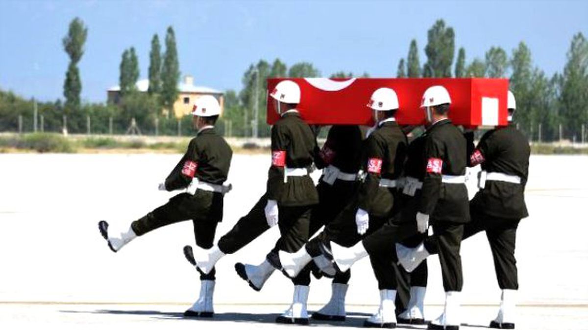 Dağlıca Şehidi Van\'dan Törenle Uğurlandı