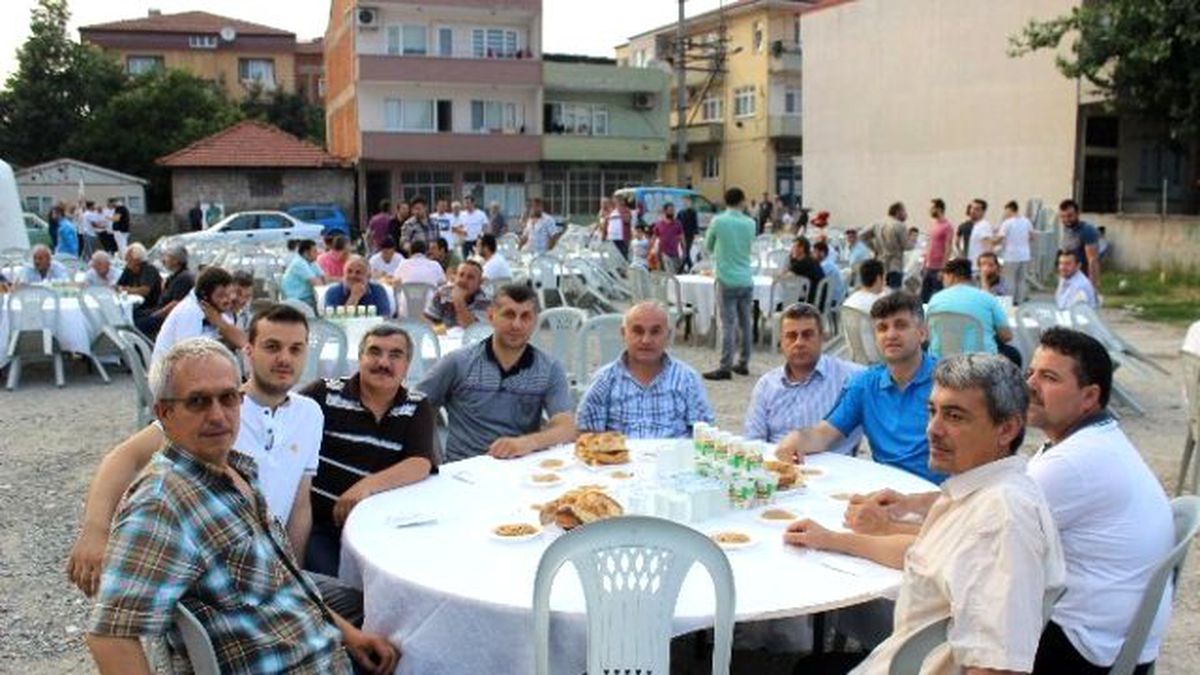 Hacıoğlu\'nda Geleneksel İftar